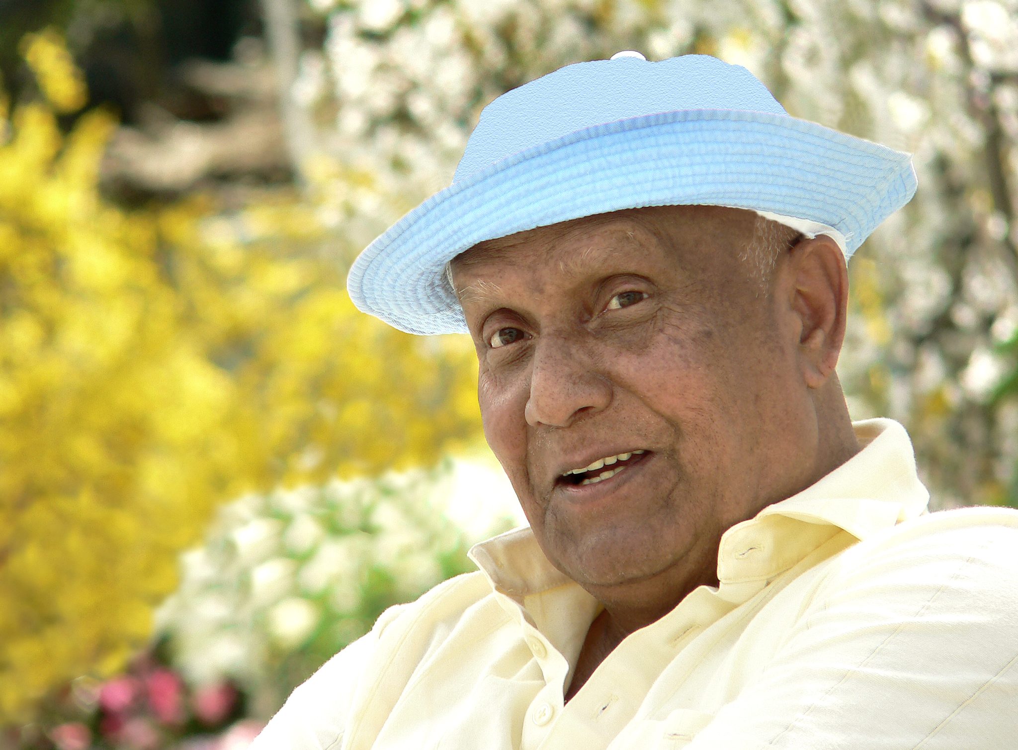 Sri Chinmoy in Queens, NY | 2005 – SRI CHINMOY PHOTOS